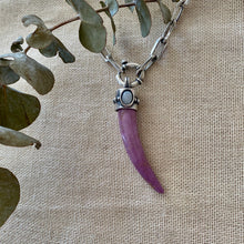 Cargar imagen en el visor de la galería, Colmillo Anastasia