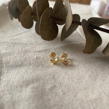 Cargar imagen en el visor de la galería, Aros Luna de Oro 18k