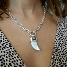 Cargar imagen en el visor de la galería, Cadena Dallas