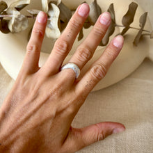 Cargar imagen en el visor de la galería, Anillo Cirus

