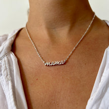 Cargar imagen en el visor de la galería, Collar mamá letras

