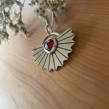 Cargar imagen en el visor de la galería, Collar Detente Leonor Red
