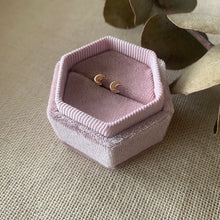 Cargar imagen en el visor de la galería, Aros Abridores Luna de Oro 14k
