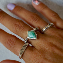 Cargar imagen en el visor de la galería, Anillo Matilde

