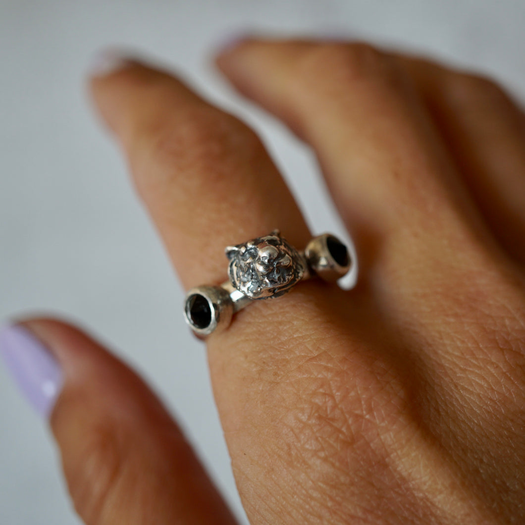 Anillo Tiger Queen Onix